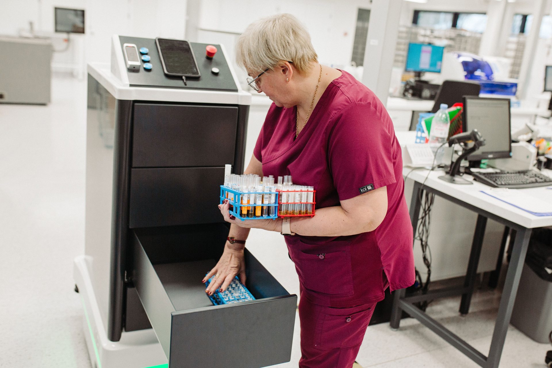 NOVAMove Porter AMR transporting samples through hospital corridor